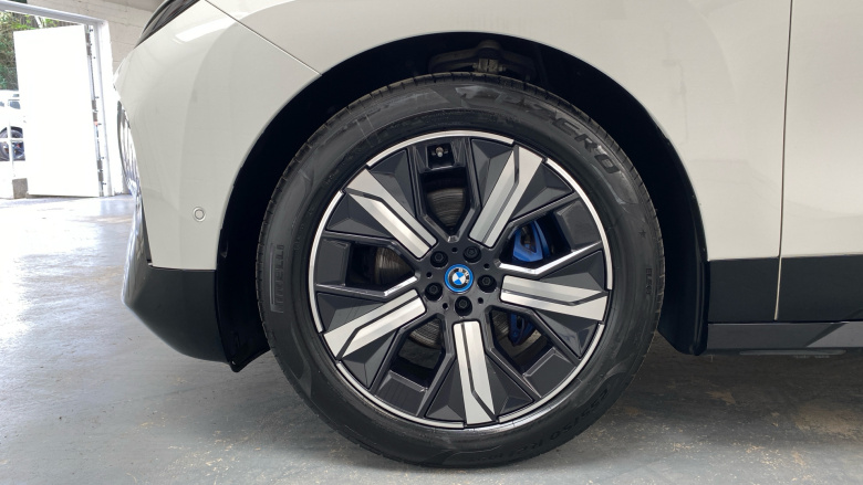 BMW iX 240kW xDrive40 M Sport Edition 76.6kWh 5dr Auto Electric Estate